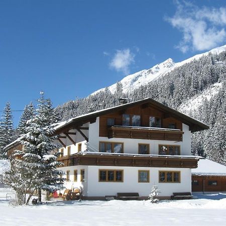 Haus Laerchenhof Villa Holzgau Exteriör bild