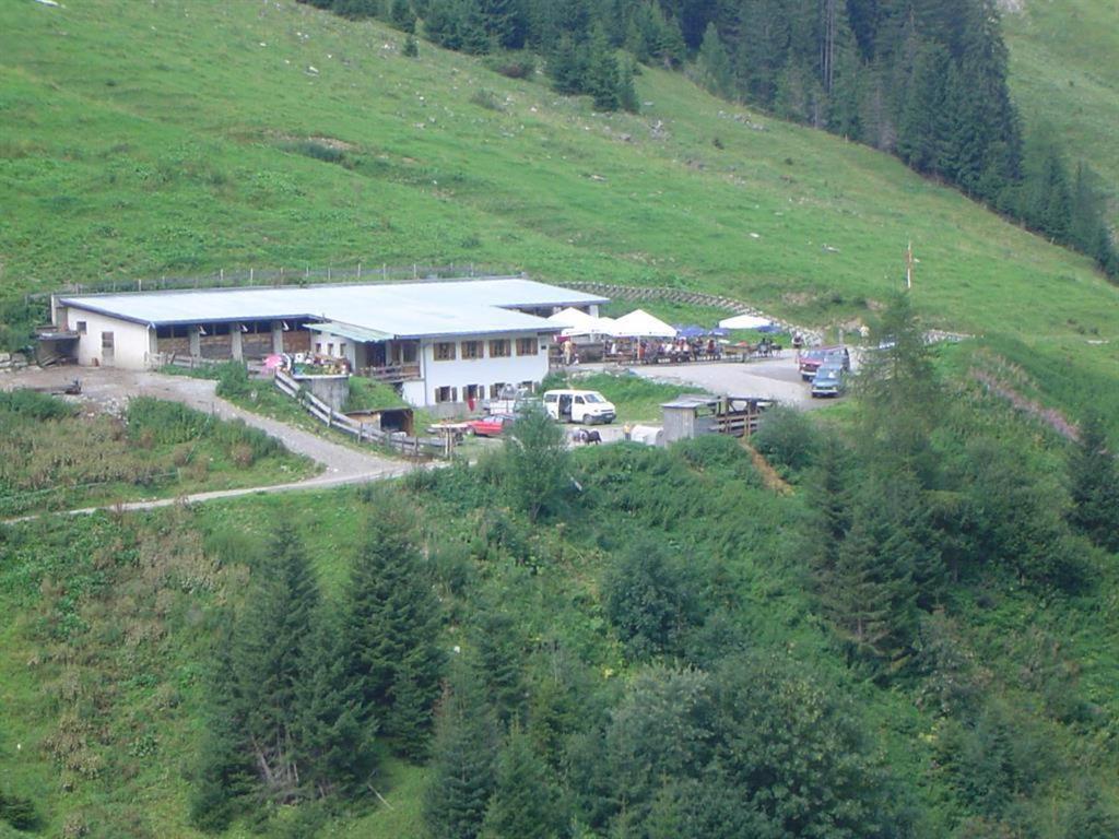 Haus Laerchenhof Villa Holzgau Exteriör bild
